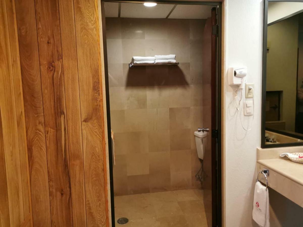 Hotel Oliver Inn - Tlalnepantla Мехико Экстерьер фото